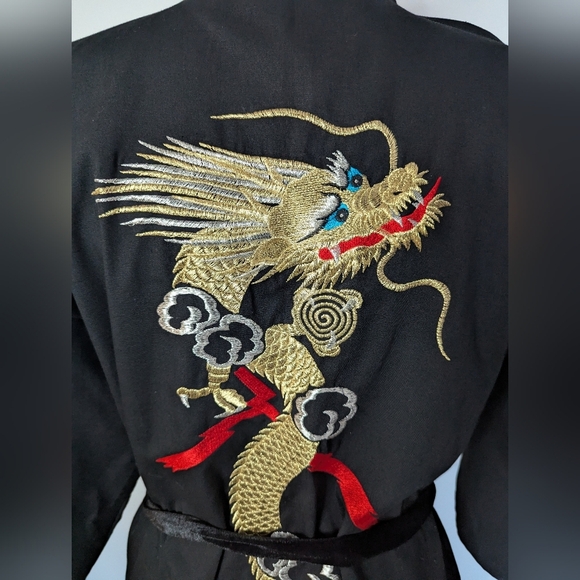 Vintage ICHIBAN Made In Japan Kimono With Gold Threaded Embroidery dragon Sz 42 - Picture 7 of 12